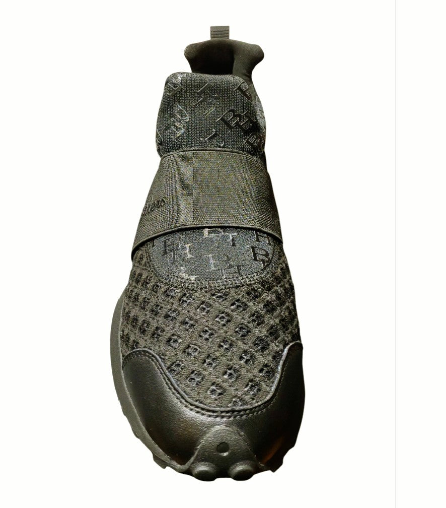 Relentless Executive Sneakers /Blackout Edition